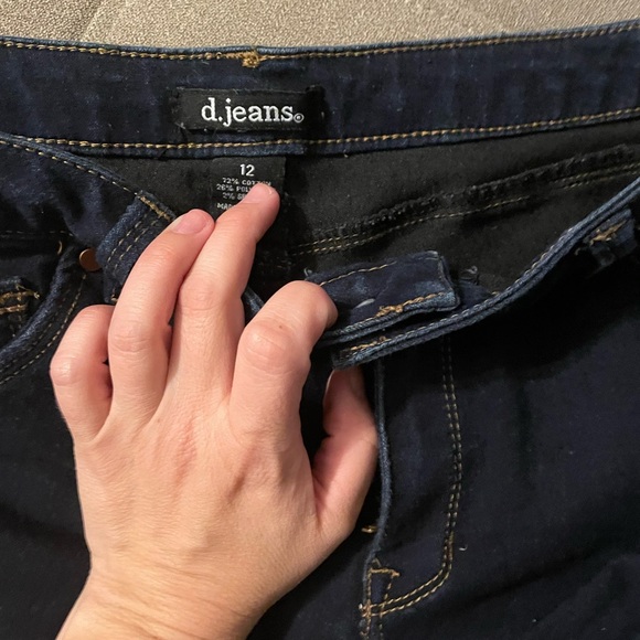 D Jeans - Picture 2 of 2